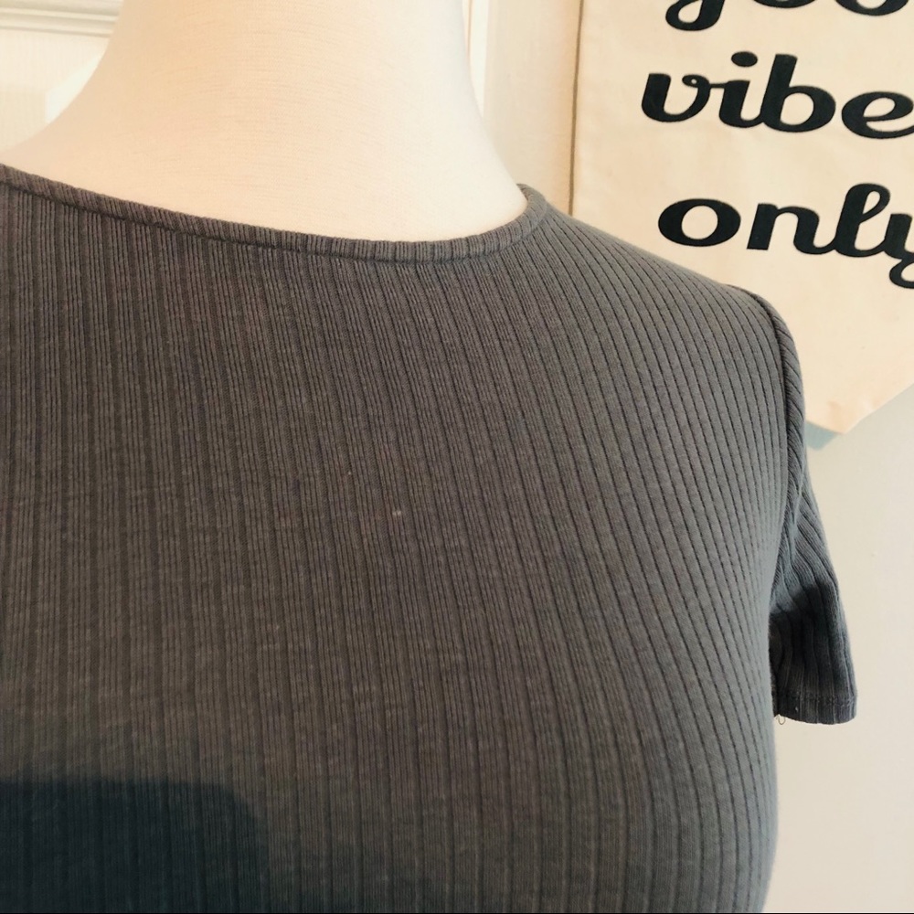Topshop Grey Ribbed Crop Top, Size 4 - Picture 2 of 4